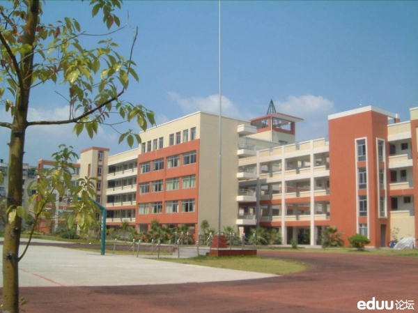 福州屏东中学高中部 - 福州重点中学 - 屏东高中