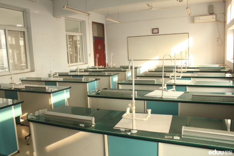 特色教育--走访<em>郑州外国语女子中学</em>(小编探营第