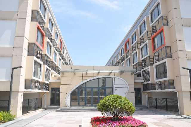 上中东校独家谍照! - e度教育论坛